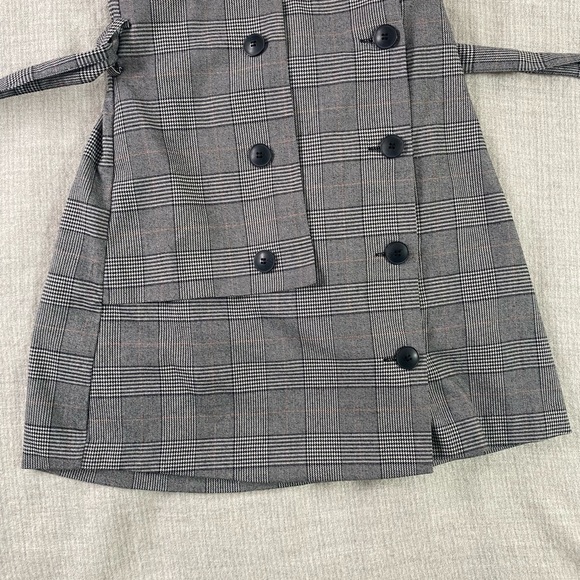 Zara Plaid Miniskirt, Size XS 💖 - Picture 2 of 9